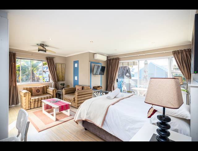 13 BEDROOM FREESTANDING FOR SALE IN SUNSET BEACH